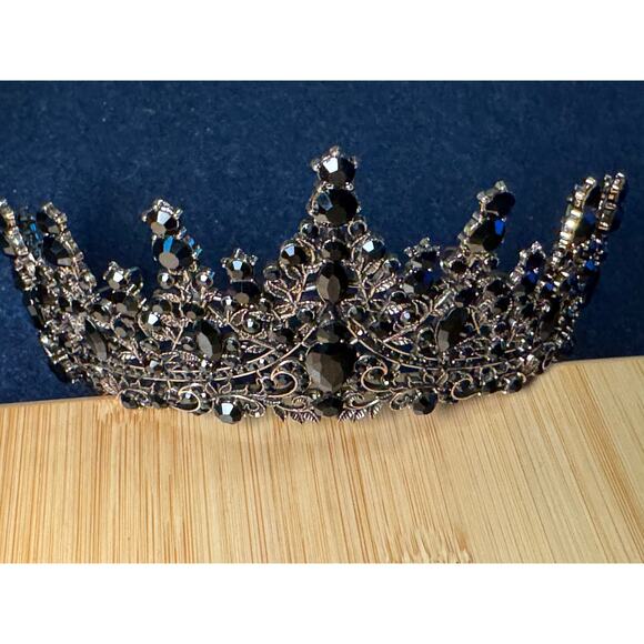 Silver w/ Black Rhinestones Princess Style Tiara